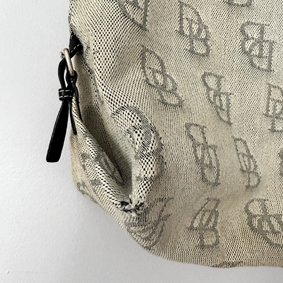 Gorgeous, sturdy D&B shoulder bag/tote perfect for work available - Picture 3 of 7